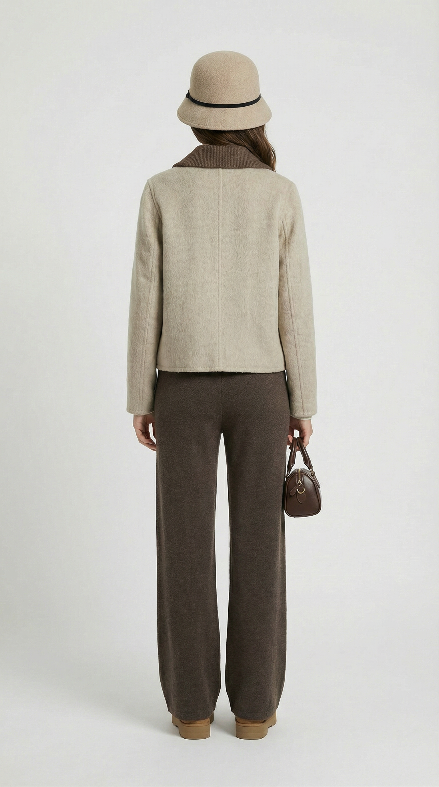 Iska - Short and Loose Woolen Coat