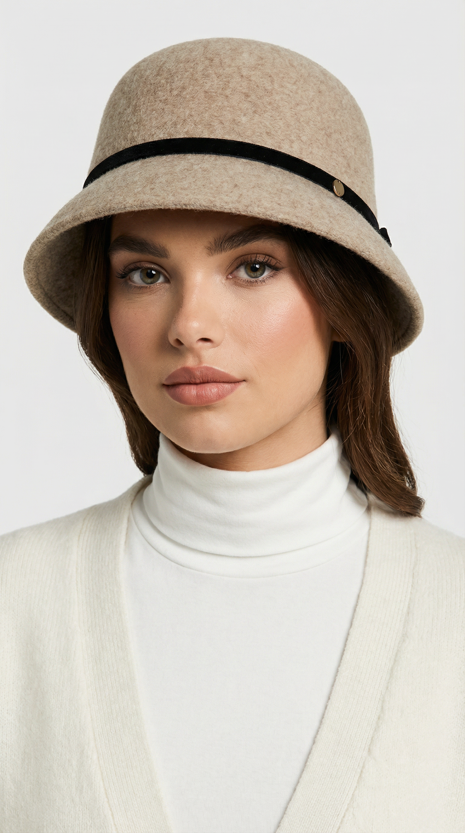 Tavo - Woolen Hat with Luxury Velvet Bow